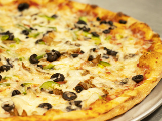 VEGGIE LOVERS PIZZA image