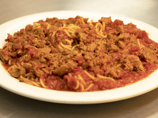 SPAGHETTI W/ MEAT SAUCE image